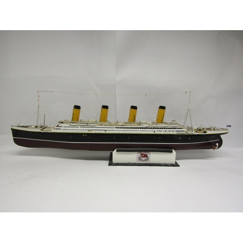 8418 - A kit built plastic model of RMS Titanic, 109cm long