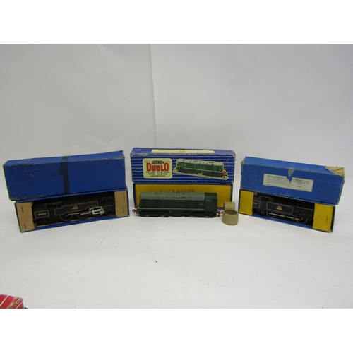 8528 - A boxed Hornby Dublo 00 gauge L30 1000 BHP Bo-Bo Diesel Electric Locomotive no.D8000, together with ... 