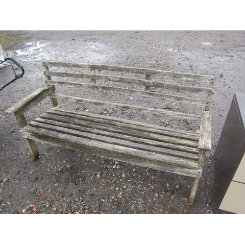 3518 - A hardwood bench