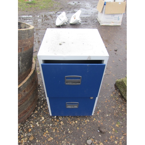 3522 - A two drawer metal filing cabinet