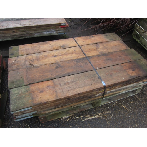 3540 - A pallet of scaffold boards, approx. 5'