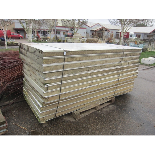 3541 - A pallet of insulated panels