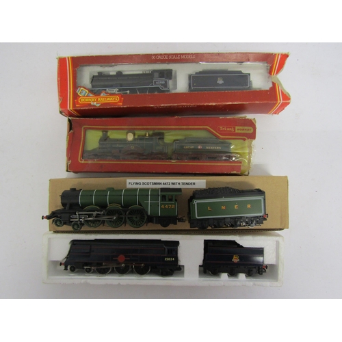 8520 - Four assorted 00 gauge locomotives and tenders to include Hornby 4-6-2 BR blue Merchant Navy Class '... 