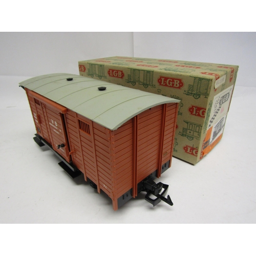 8581 - Three boxed items of LGB (Lehmann-Gross-Bahn) G Scale rolling stock to 4030 VB box wagon, 3010 third... 