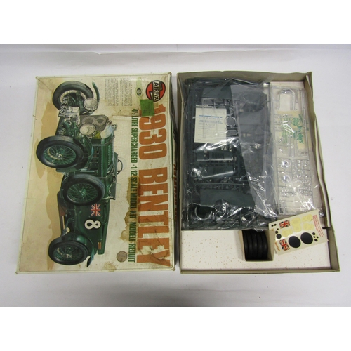 8406 - Two Airfix 1:12 scale motor car plastic model kits to include 20440-8 1930 Bentley 4 1/2 litre Super... 