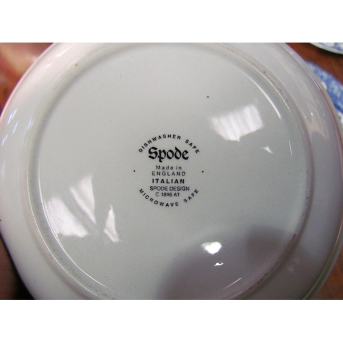 4072 - A quantity of Spode 