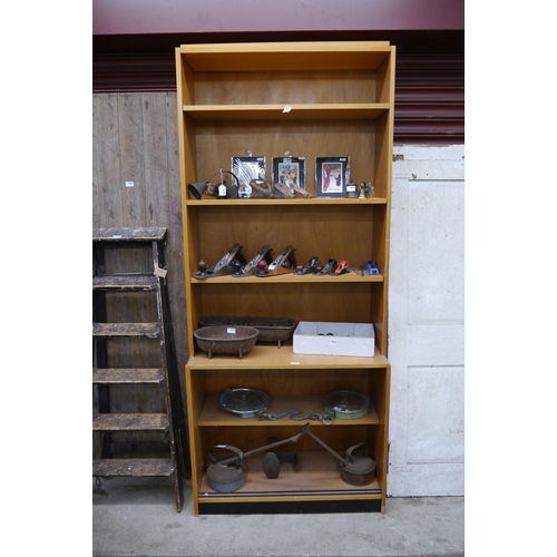 2078 - A beech full height bookcase   (R)