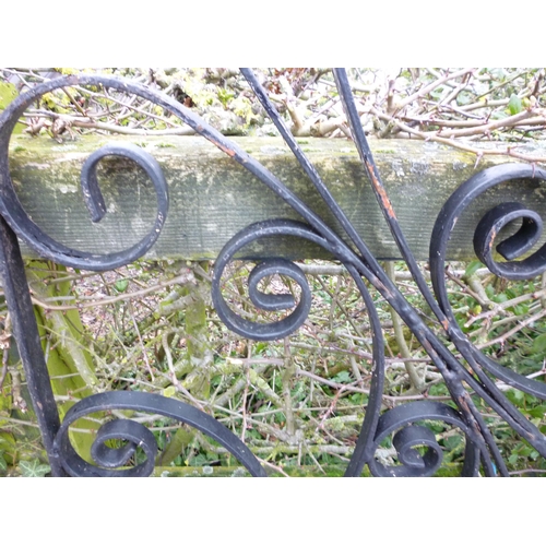 5003 - Two wrought iron arch sections, each panel approx 82