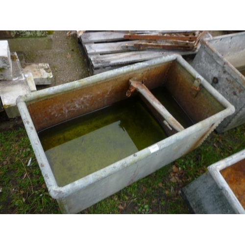 5040 - A riveted galvanised water tank, 37