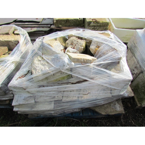 5091 - Three pallets of mixed reclaimed stone