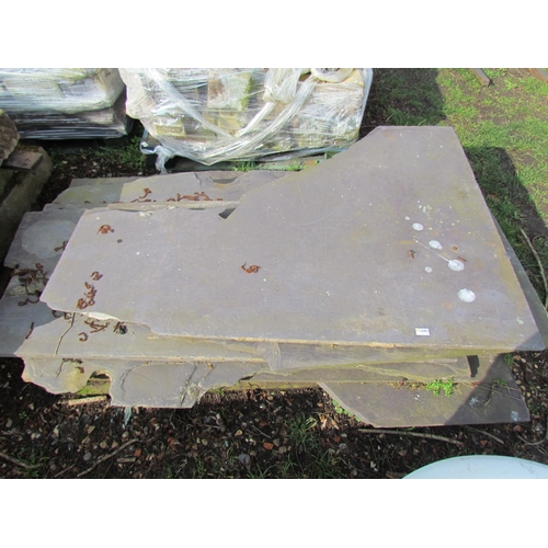 5095 - A pallet of mixed slate slabs, ideal for cutting to table tops  (R)  £120