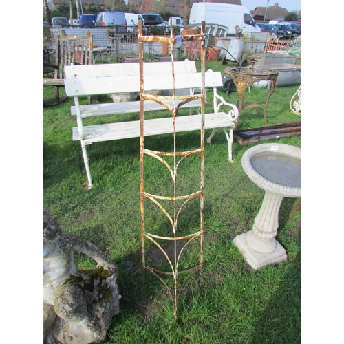 5223 - An iron six tier pot stand