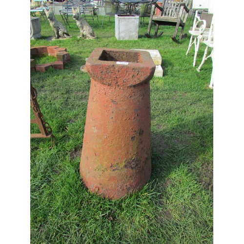 5225 - A cast iron staddle, 24