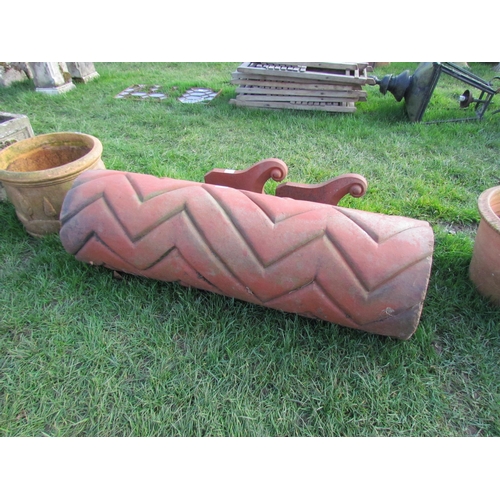 5303 - A zig zag pattern terracotta chimney, 44