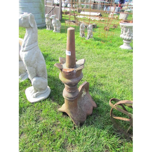 5308 - A terracotta ridge tile finial, repaired