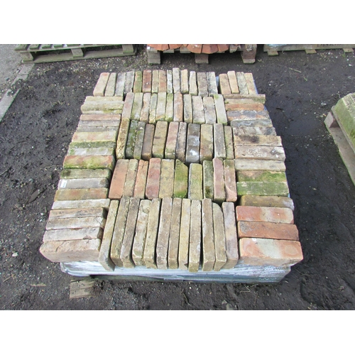 5318 - A pallet of reclaimed buff floor bricks, approx 140