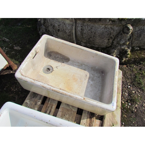 5375 - A Belfast sink  (E)  £15-20