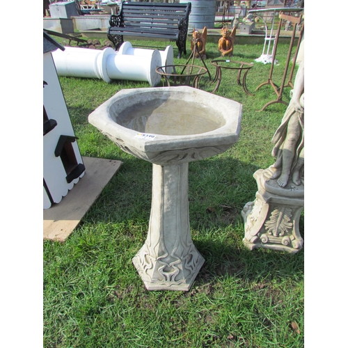 5390 - A composition Art Nouveau style birdbath, 24