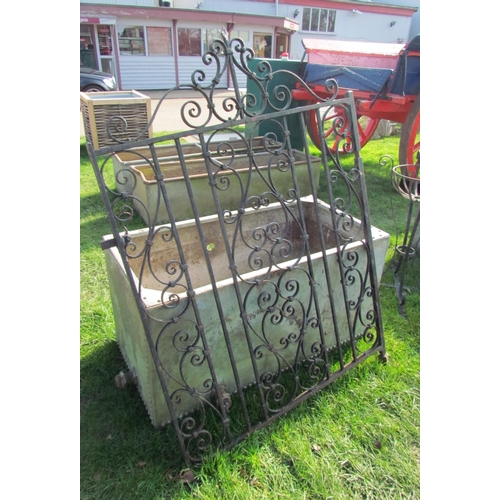 5406 - A wrought iron scrolled side gate, 42