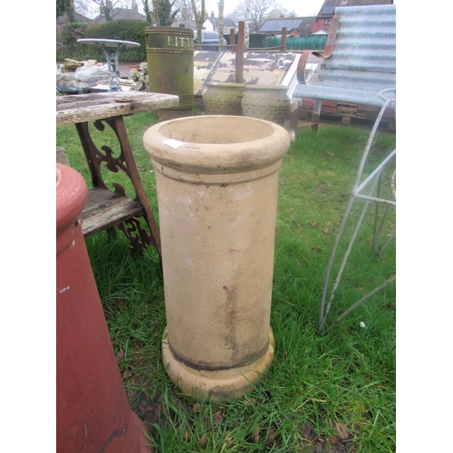 5077 - A buff cannon top chimney pot