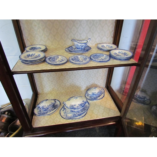 1092 - A quantity of blue and white ceramics including a child's part dinner service, tureens, platters, ju... 