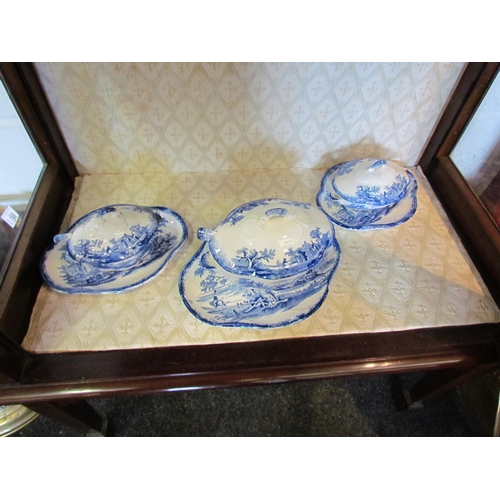 1092 - A quantity of blue and white ceramics including a child's part dinner service, tureens, platters, ju... 