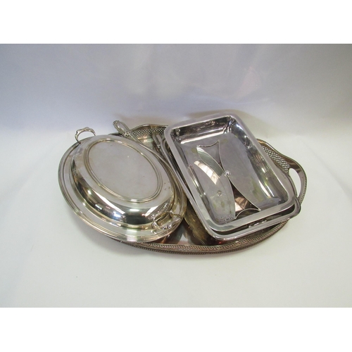 1255 - A plated twin handled pierced gallery tray, two plated entrée dishes and plated fish servers