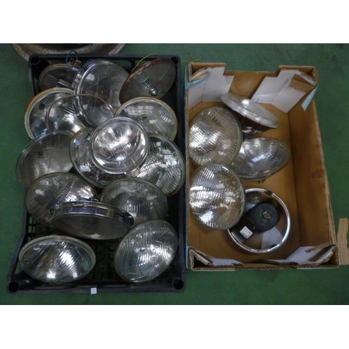 6100 - Two boxes of mixed lamps