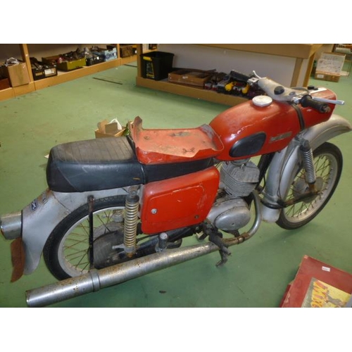 6173 - Circa 1970's Zschopau ES 150/1 MZ Trophy motorcycle in need of restoration - no paperwork.  It will ... 