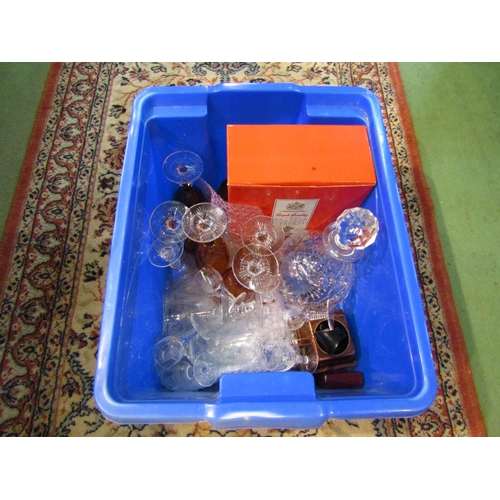 4270 - A box of miscellaneous to include crystal decanter, amber clear stem wine glasses, 20th Century hors... 