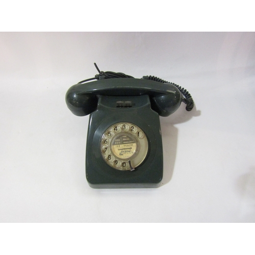 4347 - A vintage green Bakelite telephone