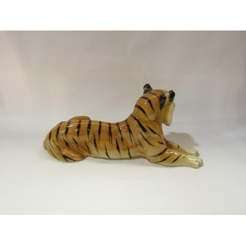 4082 - A German tiger and a Holophane shade (2)