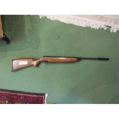 4563 - An SMK 20M .22 air rifle