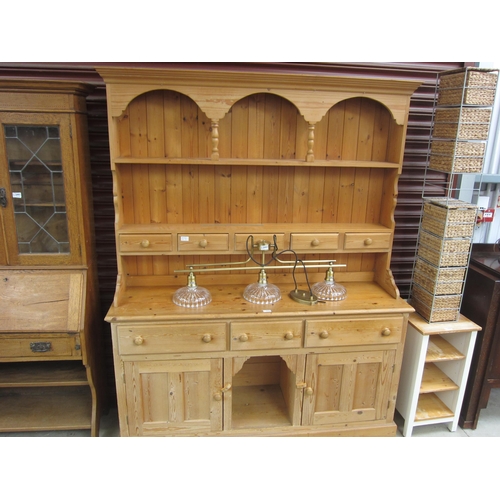 2442 - A large pine kitchen dresser