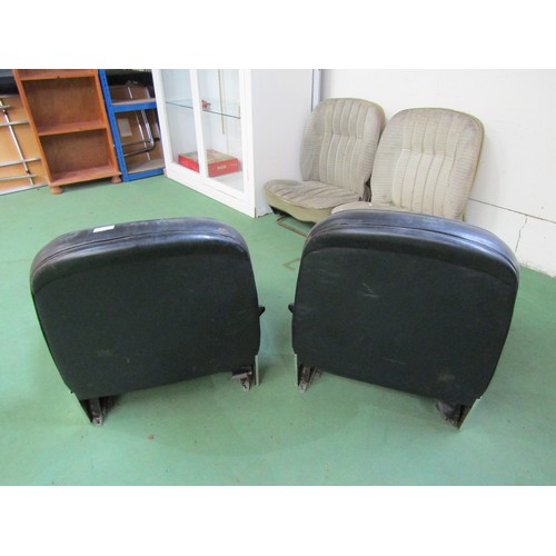 6028 - A pair of leatherette Classic Rover seats