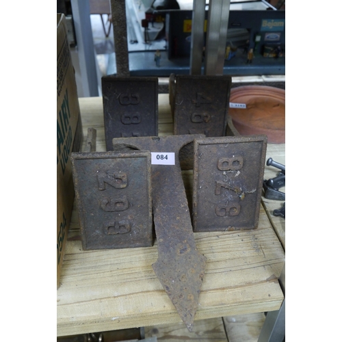 2067 - Five cast iron grave markers       (R) £10 (M)