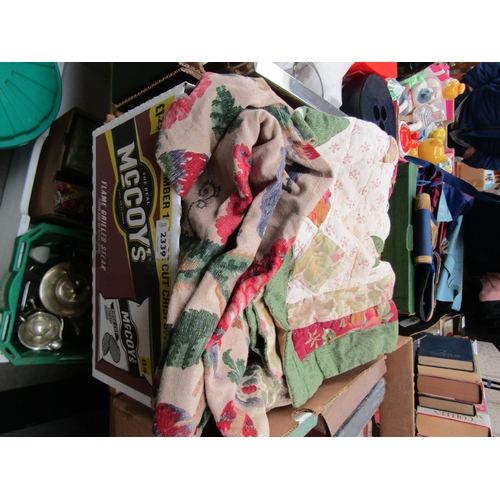 2339 - A box of curtains and material    (E) £10-15