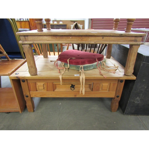 2376 - A modern pine single drawer coffee table