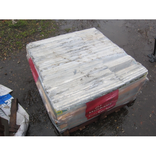 3515 - A pallet of sandstone slabs