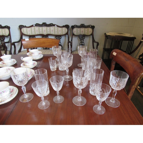 1098 - A quantity of crystal glassware to include six tumblers, six wine glasses, etc