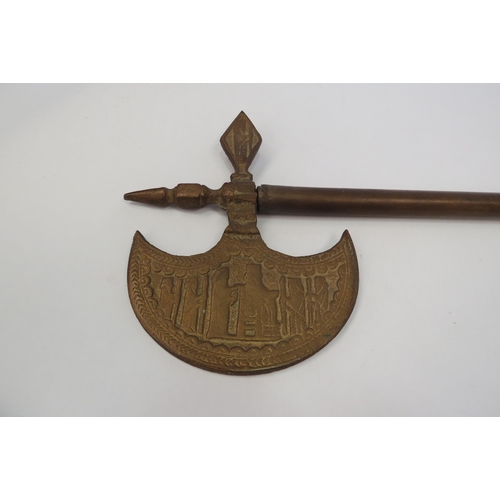 1135 - A brass re-enactment axe, 59cm long  (R)  £0