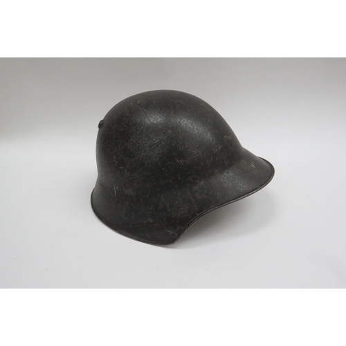 8146 - A Swiss Army M18/40 helmet