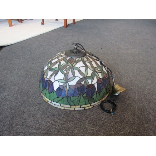 1152 - A leaded Tiffany style ceiling light shade