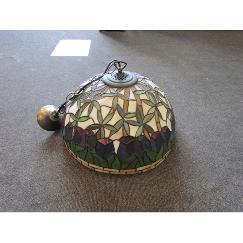 1152 - A leaded Tiffany style ceiling light shade