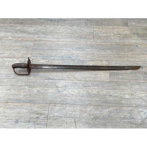 8386 - A British 1796 pattern heavy cavalry sword