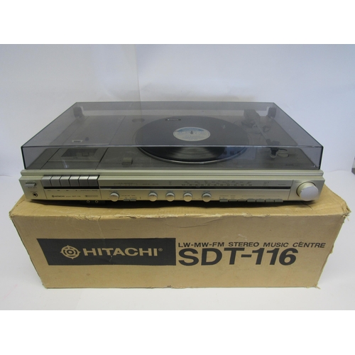 5320 - A Hitachi SDT-116 music centre, boxed