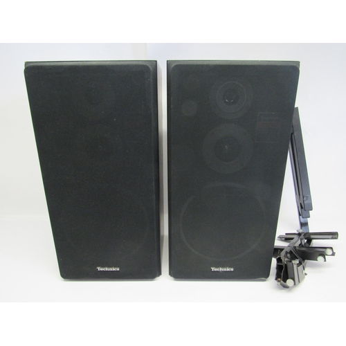 5325 - A pair of Technics SG-3430 100 watt speakers and a pair of AVF wall brackets