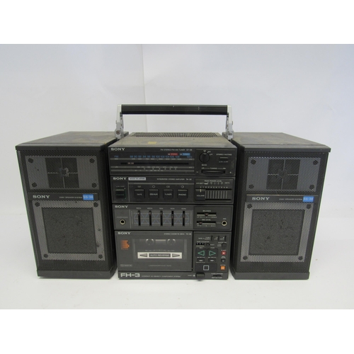 5426 - A Sony FH-3 portable component hi-fi system with detachable SS-38 speakers c.1983