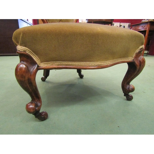 4105 - A mid-Victorian walnut button spoon backrest chair with slim waist over a serpentine front seat over... 