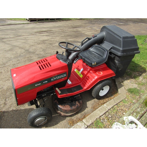 3560 - A Sovereign Eurorider 11HP ride-on mower with collector - key in office